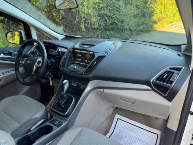 Білий Форд Сі-Макс, об'ємом двигуна 2 л та пробігом 89 тис. км за 6700 $, фото 10 на Automoto.ua