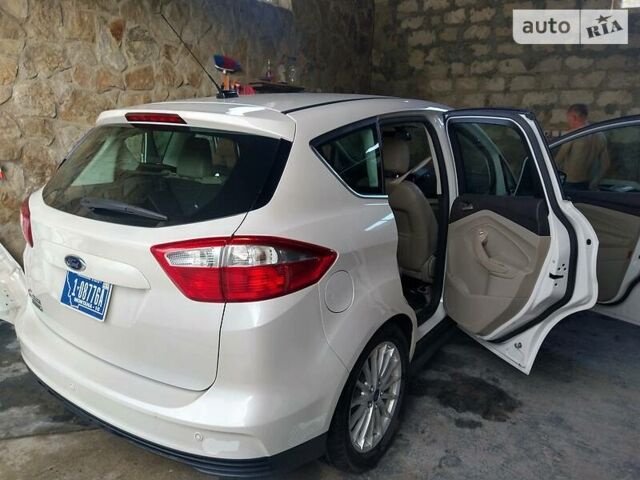Белый Форд Си-Макс, объемом двигателя 2 л и пробегом 202 тыс. км за 10300 $, фото 39 на Automoto.ua