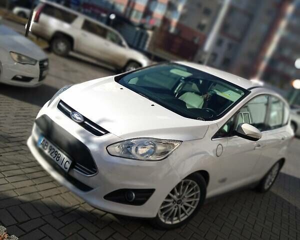 Белый Форд Си-Макс, объемом двигателя 2 л и пробегом 202 тыс. км за 10300 $, фото 17 на Automoto.ua