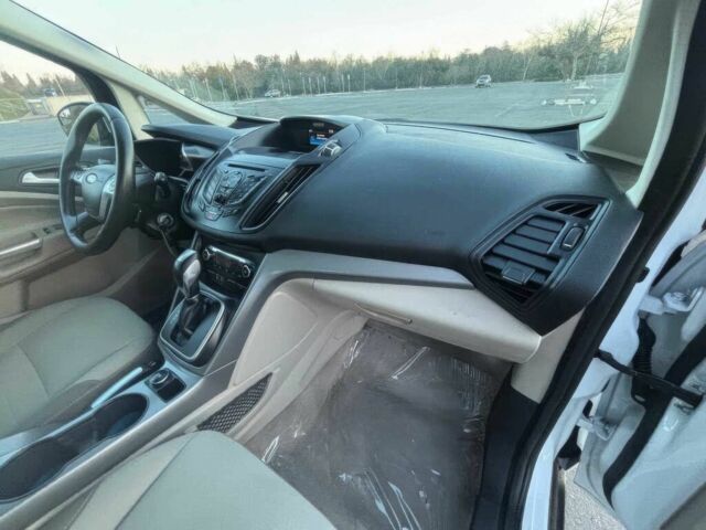 Білий Форд Сі-Макс, об'ємом двигуна 2 л та пробігом 80 тис. км за 7560 $, фото 8 на Automoto.ua