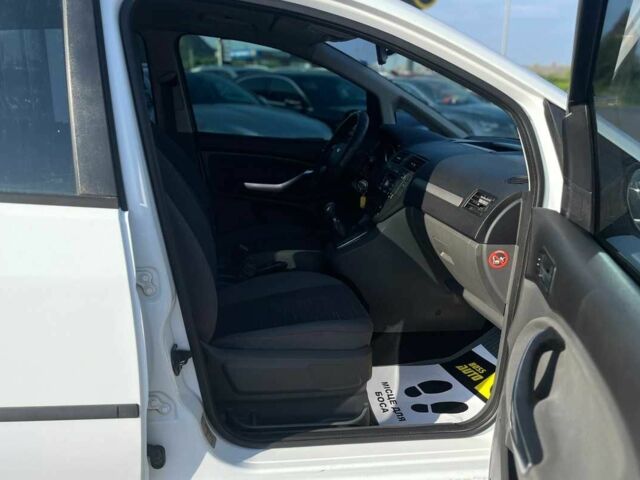 Белый Форд Си-Макс, объемом двигателя 1.6 л и пробегом 130 тыс. км за 6000 $, фото 11 на Automoto.ua