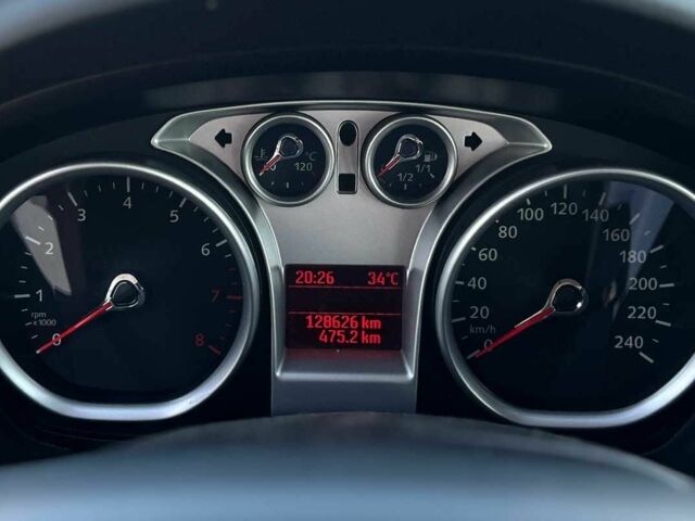 Белый Форд Си-Макс, объемом двигателя 1.6 л и пробегом 130 тыс. км за 6000 $, фото 15 на Automoto.ua