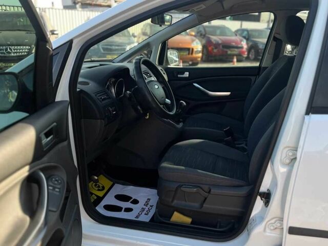 Белый Форд Си-Макс, объемом двигателя 1.6 л и пробегом 130 тыс. км за 6000 $, фото 13 на Automoto.ua