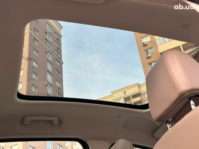 Бежевый Форд Си-Макс, объемом двигателя 2 л и пробегом 228 тыс. км за 15490 $, фото 30 на Automoto.ua