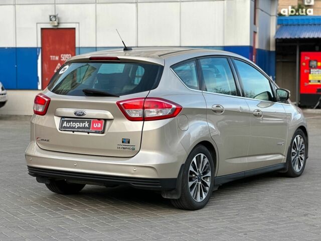 Бежевый Форд Си-Макс, объемом двигателя 2 л и пробегом 228 тыс. км за 15490 $, фото 3 на Automoto.ua