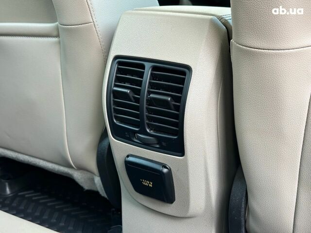 Бежевый Форд Си-Макс, объемом двигателя 2 л и пробегом 228 тыс. км за 15490 $, фото 21 на Automoto.ua