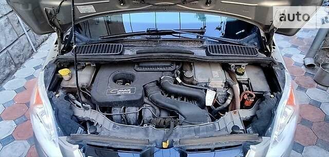 Бежевый Форд Си-Макс, объемом двигателя 2 л и пробегом 168 тыс. км за 12500 $, фото 10 на Automoto.ua