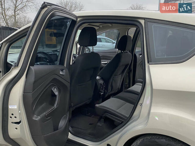 Бежевый Форд Си-Макс, объемом двигателя 2 л и пробегом 173 тыс. км за 10500 $, фото 21 на Automoto.ua