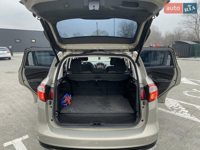 Бежевый Форд Си-Макс, объемом двигателя 2 л и пробегом 173 тыс. км за 10500 $, фото 20 на Automoto.ua