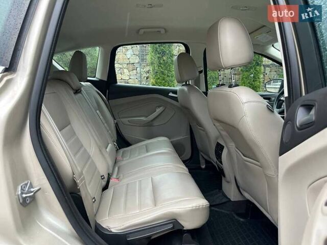 Бежевий Форд Сі-Макс, об'ємом двигуна 2 л та пробігом 167 тис. км за 14250 $, фото 54 на Automoto.ua