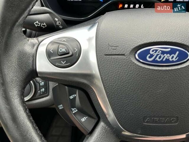 Бежевий Форд Сі-Макс, об'ємом двигуна 2 л та пробігом 162 тис. км за 14250 $, фото 69 на Automoto.ua