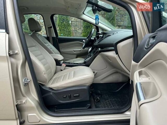 Бежевий Форд Сі-Макс, об'ємом двигуна 2 л та пробігом 167 тис. км за 14250 $, фото 46 на Automoto.ua