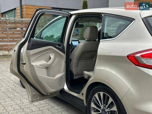 Бежевий Форд Сі-Макс, об'ємом двигуна 2 л та пробігом 167 тис. км за 14250 $, фото 62 на Automoto.ua