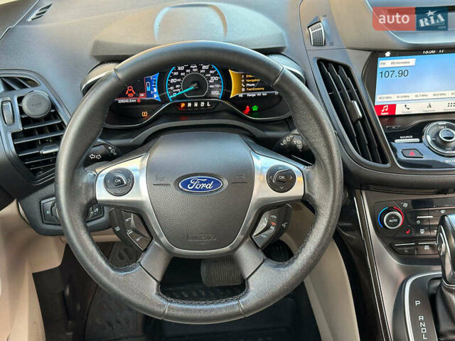 Бежевый Форд Си-Макс, объемом двигателя 2 л и пробегом 228 тыс. км за 15490 $, фото 22 на Automoto.ua