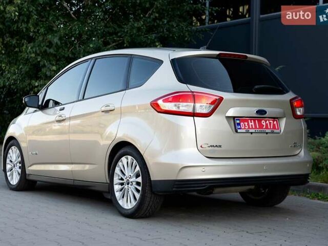 Бежевий Форд Сі-Макс, об'ємом двигуна 2 л та пробігом 144 тис. км за 14999 $, фото 5 на Automoto.ua