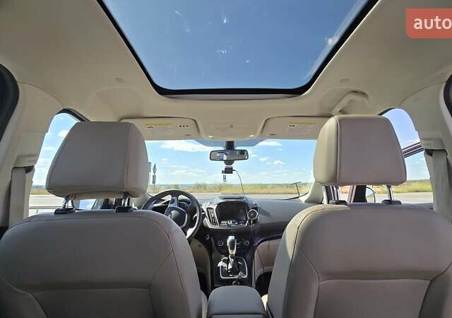 Бежевий Форд Сі-Макс, об'ємом двигуна 2 л та пробігом 228 тис. км за 14900 $, фото 1 на Automoto.ua