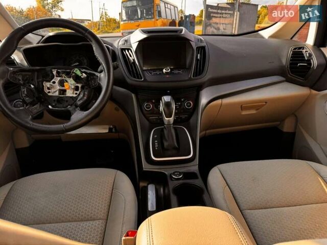 Бежевий Форд Сі-Макс, об'ємом двигуна 2 л та пробігом 120 тис. км за 9200 $, фото 11 на Automoto.ua