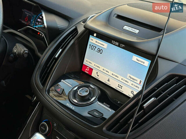 Бежевый Форд Си-Макс, объемом двигателя 2 л и пробегом 228 тыс. км за 15490 $, фото 29 на Automoto.ua