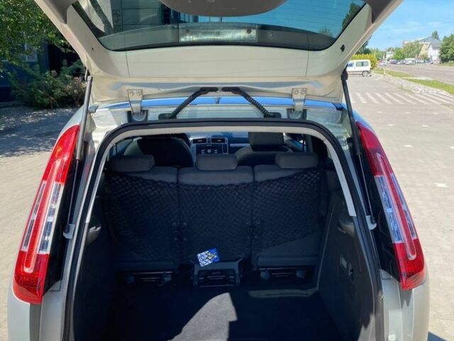 Бежевый Форд Си-Макс, объемом двигателя 1.6 л и пробегом 172 тыс. км за 6300 $, фото 23 на Automoto.ua