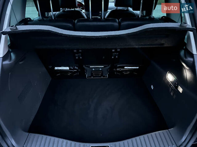 Чорний Форд Сі-Макс, об'ємом двигуна 2 л та пробігом 243 тис. км за 5500 $, фото 47 на Automoto.ua