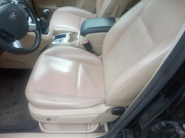 Чорний Форд Сі-Макс, об'ємом двигуна 2 л та пробігом 278 тис. км за 2200 $, фото 4 на Automoto.ua