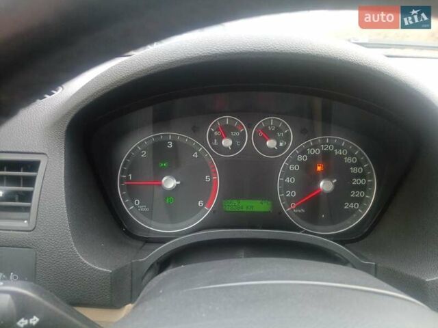Чорний Форд Сі-Макс, об'ємом двигуна 2 л та пробігом 278 тис. км за 2200 $, фото 4 на Automoto.ua