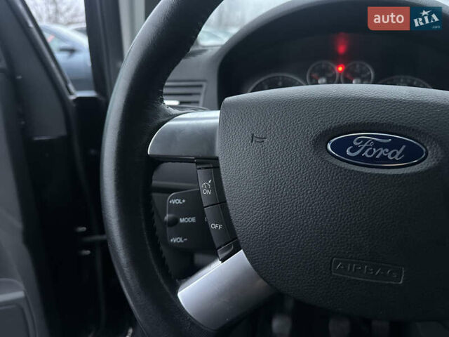 Черный Форд Си-Макс, объемом двигателя 1.6 л и пробегом 208 тыс. км за 5200 $, фото 27 на Automoto.ua
