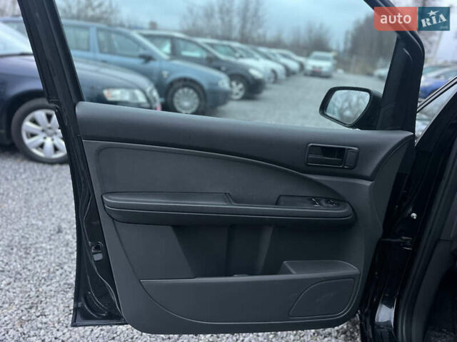 Черный Форд Си-Макс, объемом двигателя 1.6 л и пробегом 208 тыс. км за 5200 $, фото 22 на Automoto.ua