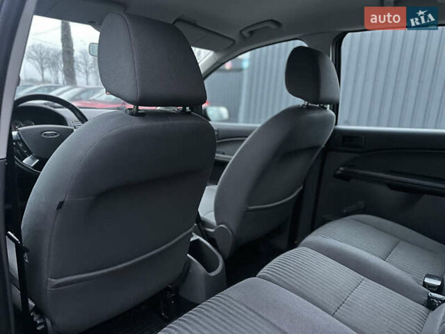 Черный Форд Си-Макс, объемом двигателя 1.6 л и пробегом 208 тыс. км за 5200 $, фото 29 на Automoto.ua