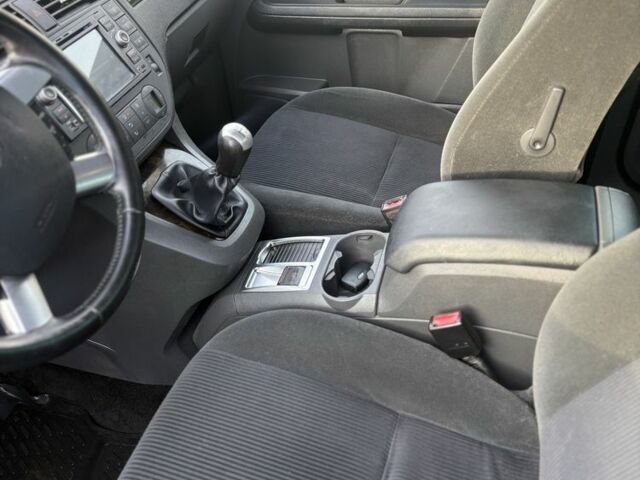 Черный Форд Си-Макс, объемом двигателя 1.6 л и пробегом 208 тыс. км за 5500 $, фото 16 на Automoto.ua