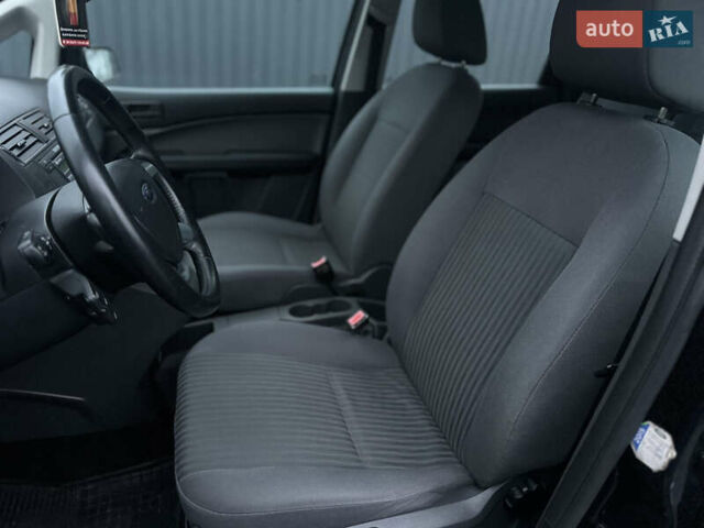 Черный Форд Си-Макс, объемом двигателя 1.6 л и пробегом 208 тыс. км за 5200 $, фото 21 на Automoto.ua