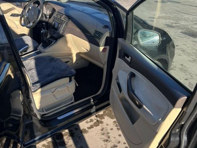 Чорний Форд Сі-Макс, об'ємом двигуна 2 л та пробігом 318 тис. км за 5500 $, фото 6 на Automoto.ua