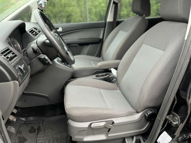 Черный Форд Си-Макс, объемом двигателя 1.8 л и пробегом 217 тыс. км за 4400 $, фото 5 на Automoto.ua