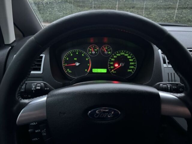 Чорний Форд Сі-Макс, об'ємом двигуна 1.6 л та пробігом 257 тис. км за 5500 $, фото 5 на Automoto.ua