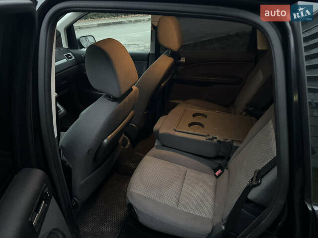 Черный Форд Си-Макс, объемом двигателя 1.6 л и пробегом 258 тыс. км за 5300 $, фото 17 на Automoto.ua