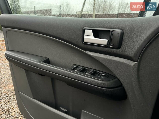 Чорний Форд Сі-Макс, об'ємом двигуна 1.8 л та пробігом 260 тис. км за 5000 $, фото 19 на Automoto.ua