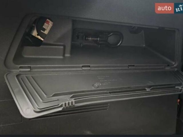 Форд Си-Макс 2006 в Житомире на Automoto.ua Черный Форд Си-Макс, объемом двигателя 1.6 л и пробегом 202 тыс. км за 5300 $, фото 23 на Automoto.ua
