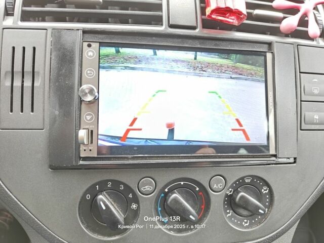 Черный Форд Си-Макс, объемом двигателя 1.8 л и пробегом 262 тыс. км за 4999 $, фото 3 на Automoto.ua