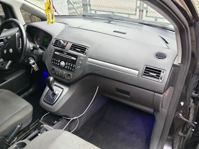 Чорний Форд Сі-Макс, об'ємом двигуна 1.6 л та пробігом 332 тис. км за 4100 $, фото 10 на Automoto.ua