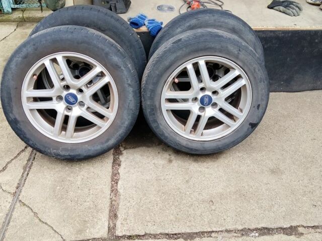 Чорний Форд Сі-Макс, об'ємом двигуна 1.6 л та пробігом 332 тис. км за 4100 $, фото 22 на Automoto.ua