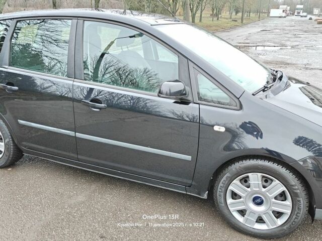 Черный Форд Си-Макс, объемом двигателя 1.8 л и пробегом 262 тыс. км за 4999 $, фото 4 на Automoto.ua