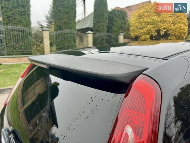 Черный Форд Си-Макс, объемом двигателя 1.8 л и пробегом 253 тыс. км за 5150 $, фото 22 на Automoto.ua