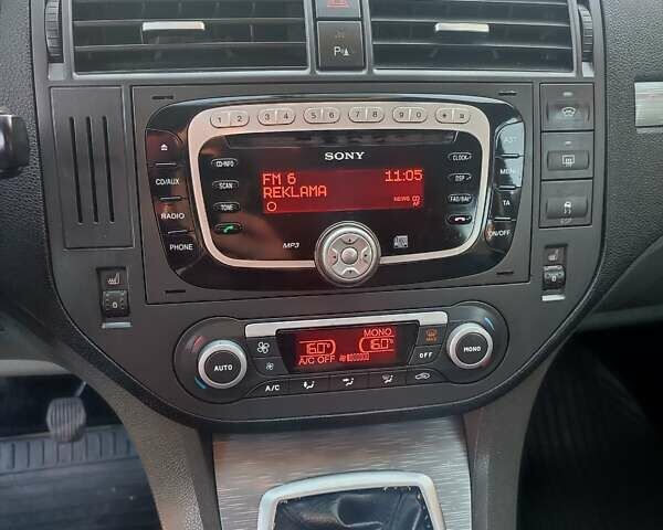Форд Сі-Макс 2007 у Луцьку на Automoto.ua Чорний Форд Сі-Макс, об'ємом двигуна 1.8 л та пробігом 265 тис. км за 4999 $, фото 21 на Automoto.ua