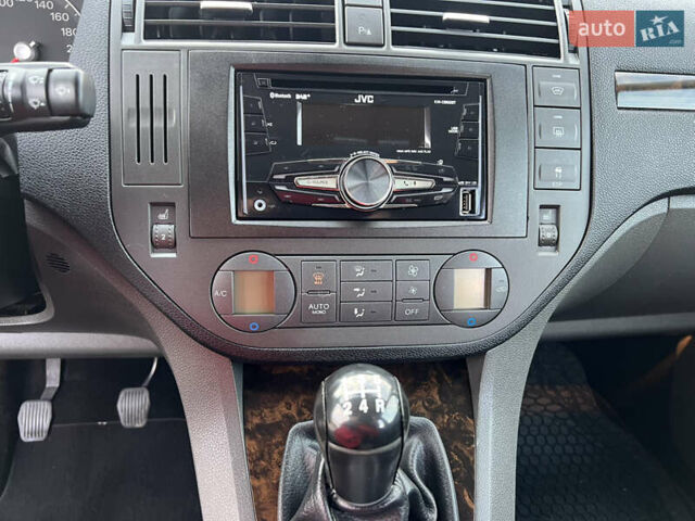 Форд Сі-Макс 2007 у Хороле на Automoto.ua Чорний Форд Сі-Макс, об'ємом двигуна 1.8 л та пробігом 183 тис. км за 5700 $, фото 26 на Automoto.ua