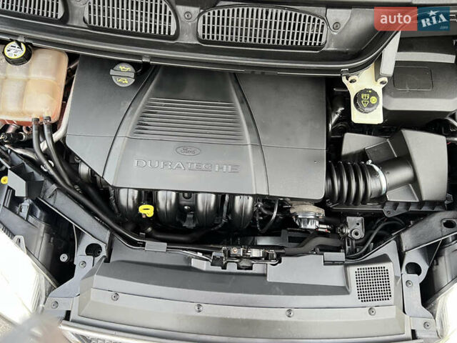 Форд Сі-Макс 2007 у Хороле на Automoto.ua Чорний Форд Сі-Макс, об'ємом двигуна 1.8 л та пробігом 183 тис. км за 5700 $, фото 38 на Automoto.ua