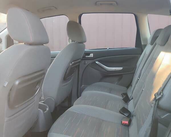 Форд Сі-Макс 2007 у Луцьку на Automoto.ua Чорний Форд Сі-Макс, об'ємом двигуна 1.8 л та пробігом 265 тис. км за 4999 $, фото 24 на Automoto.ua