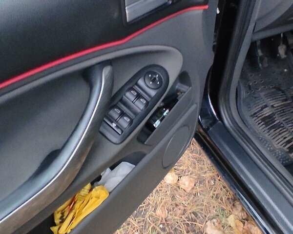 Форд Си-Макс 2007 в Горишние Плавни (Комсомольск) на Automoto.ua Черный Форд Си-Макс, объемом двигателя 1.6 л и пробегом 237 тыс. км за 5100 $, фото 11 на Automoto.ua