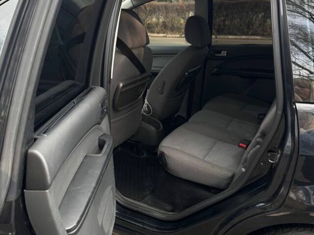 Черный Форд Си-Макс, объемом двигателя 1.6 л и пробегом 330 тыс. км за 4700 $, фото 14 на Automoto.ua