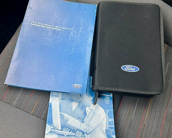 Черный Форд Си-Макс, объемом двигателя 1.8 л и пробегом 253 тыс. км за 5150 $, фото 51 на Automoto.ua