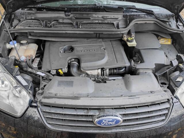 Форд Сі-Макс 2007 у Горішні Плавні (Комсомольськ) на Automoto.ua Чорний Форд Сі-Макс, об'ємом двигуна 1.6 л та пробігом 237 тис. км за 5100 $, фото 2 на Automoto.ua